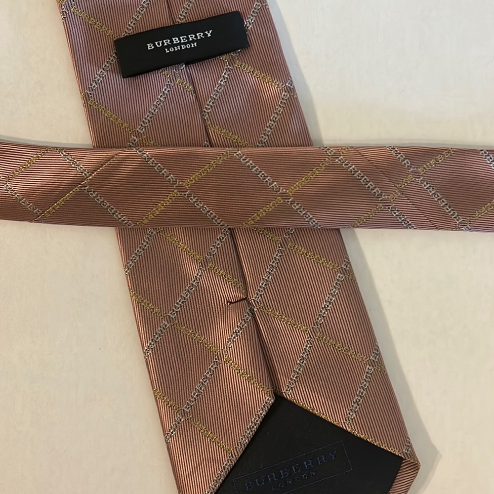 Authentic Burberry Printed Tie - image 1
